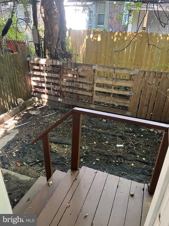231 W Clapier Street - Photo 8