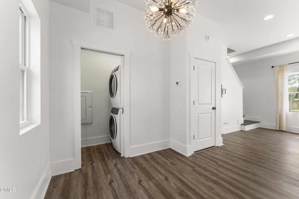 203 Nelson Street - Photo 9