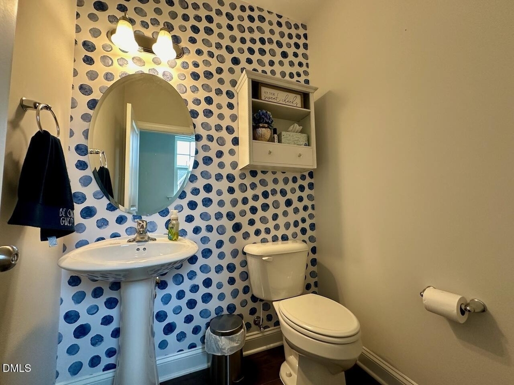 230 Marietta Way - Photo 8