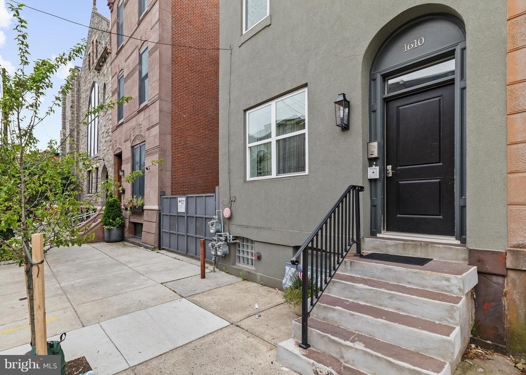 1610 Christian Street - Photo 1