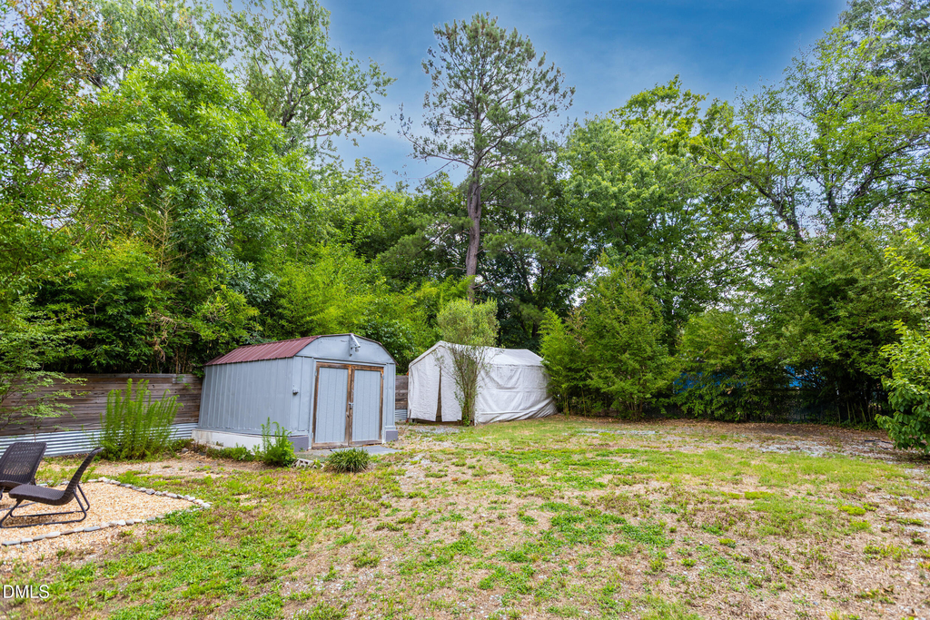 2414 Farthing Street - Photo 32