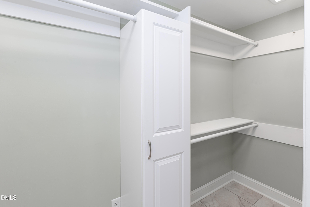 2414 Farthing Street - Photo 21