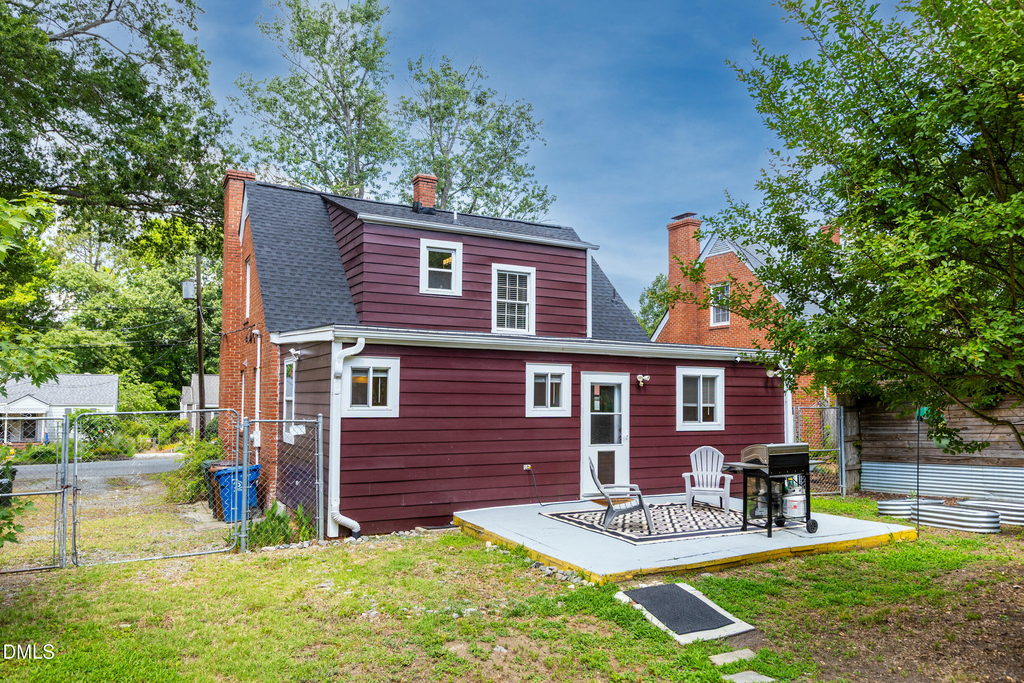 2414 Farthing Street - Photo 33