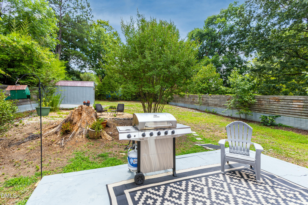 2414 Farthing Street - Photo 37