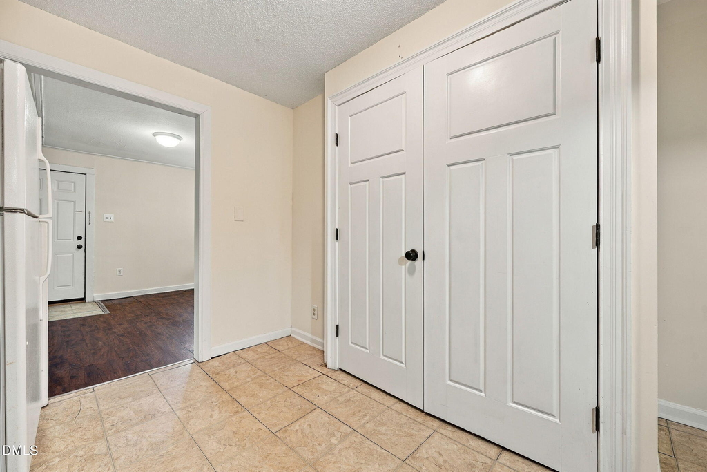 404 S Ash Street - Photo 30
