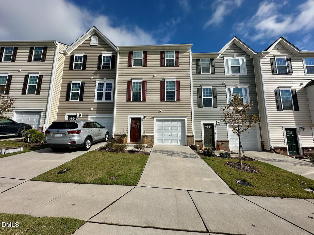 921 Romeria Drive - Photo 1