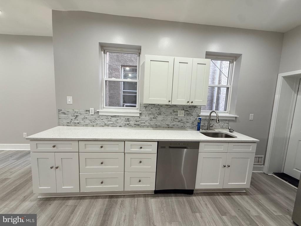 3415 G Street - Photo 10