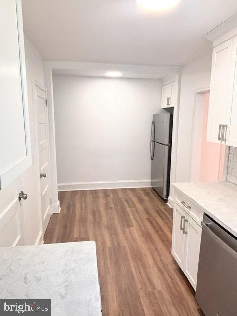 23 Morton Ave - Photo 4