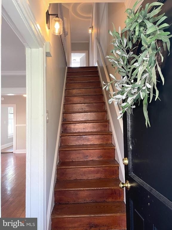 854 Summit Grove Avenue - Photo 1
