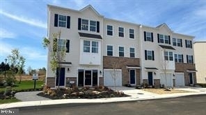 8207 Brodie Ct - Photo 0