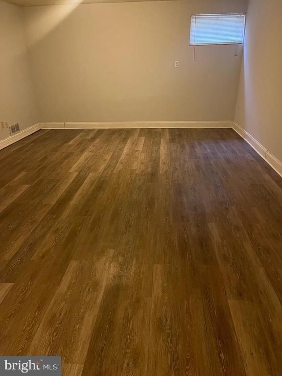 105 Montrose Avenue - Photo 17