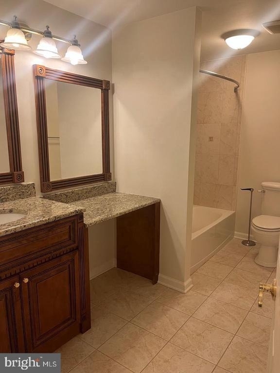 105 Montrose Avenue - Photo 11
