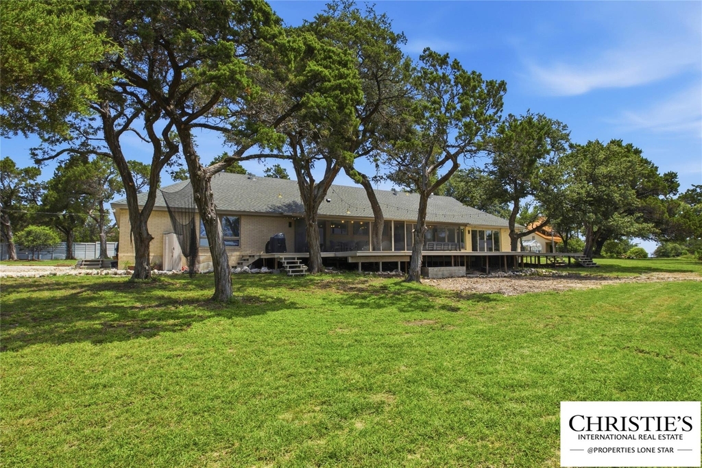8901 Grandview Dr - Photo 33