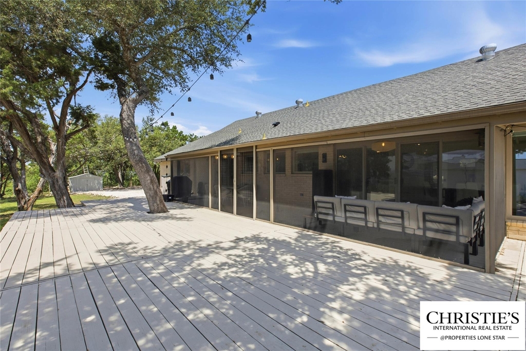 8901 Grandview Dr - Photo 36