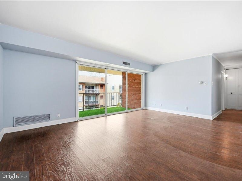 421 Drummers Lane - Photo 3