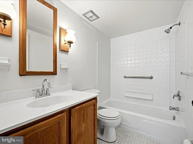 421 Drummers Lane - Photo 18