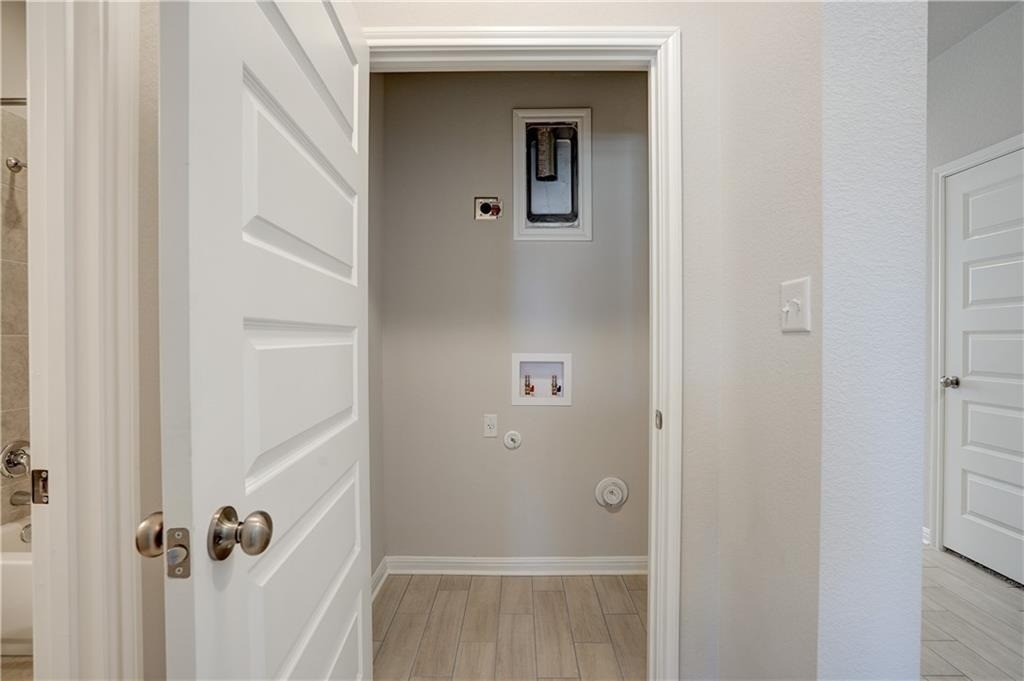 1724 W Artesian Springs Xing - Photo 4