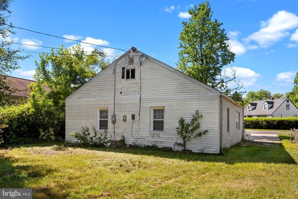 609 Winder - Photo 18
