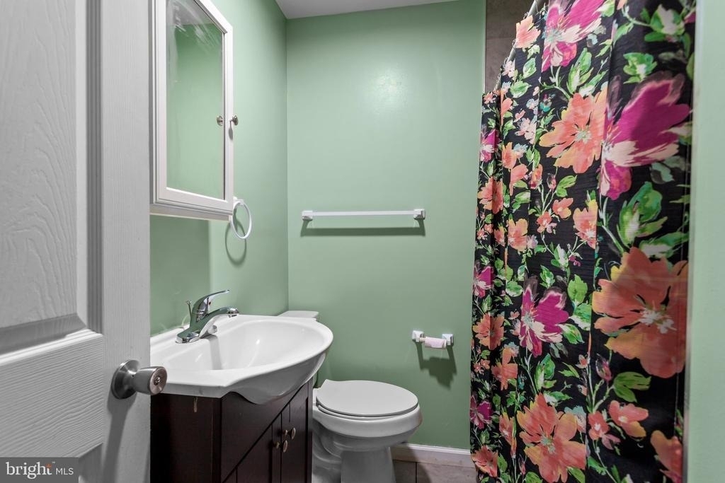 609 Winder - Photo 5