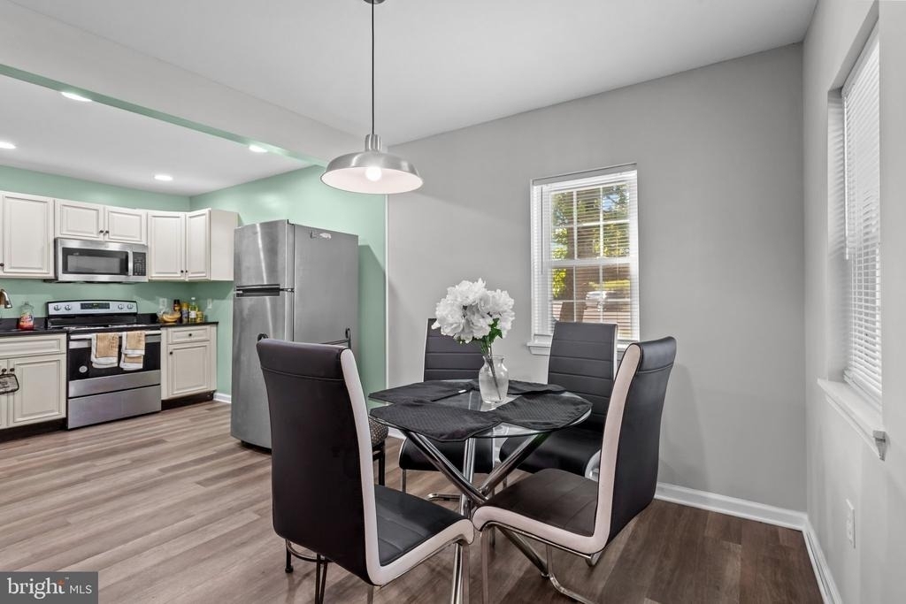 609 Winder - Photo 11