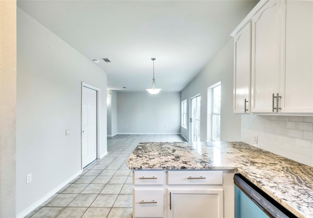 7312 E Ben White Blvd - Photo 9