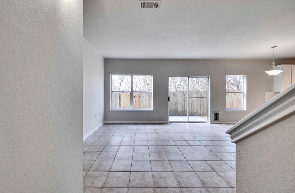 7312 E Ben White Blvd - Photo 11