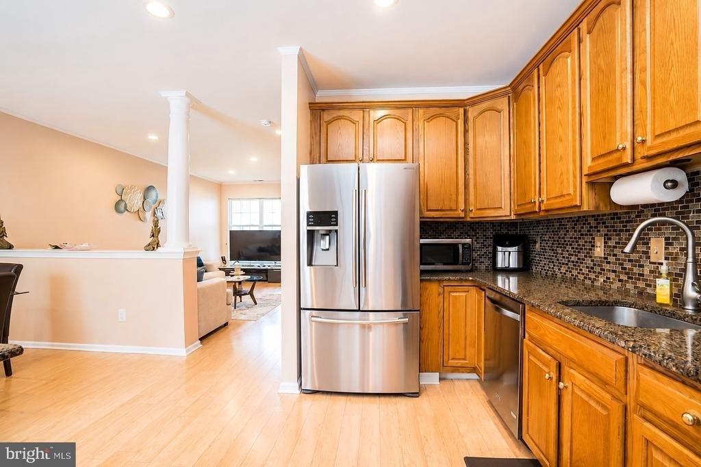 704 Dahlia Circle - Photo 8