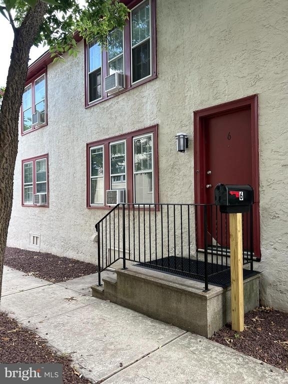 345 Nassau Street - Photo 0