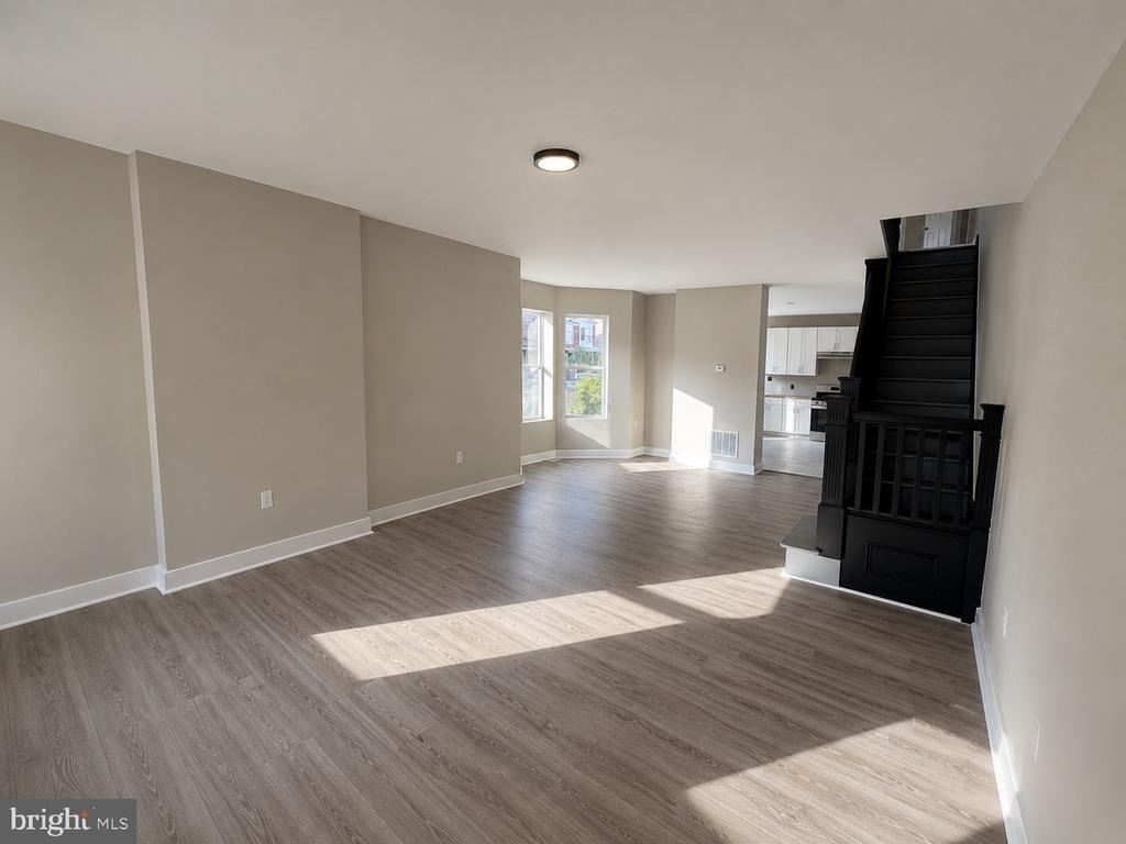 28 N Anderson Street - Photo 6