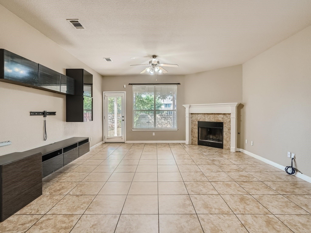 210 Arrowhead Trl - Photo 7