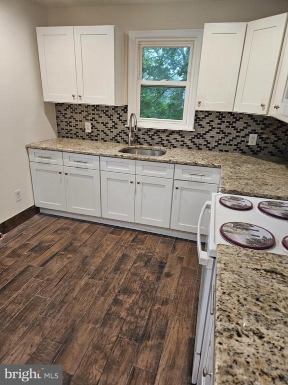 215 Chestnut Avenue - Photo 5