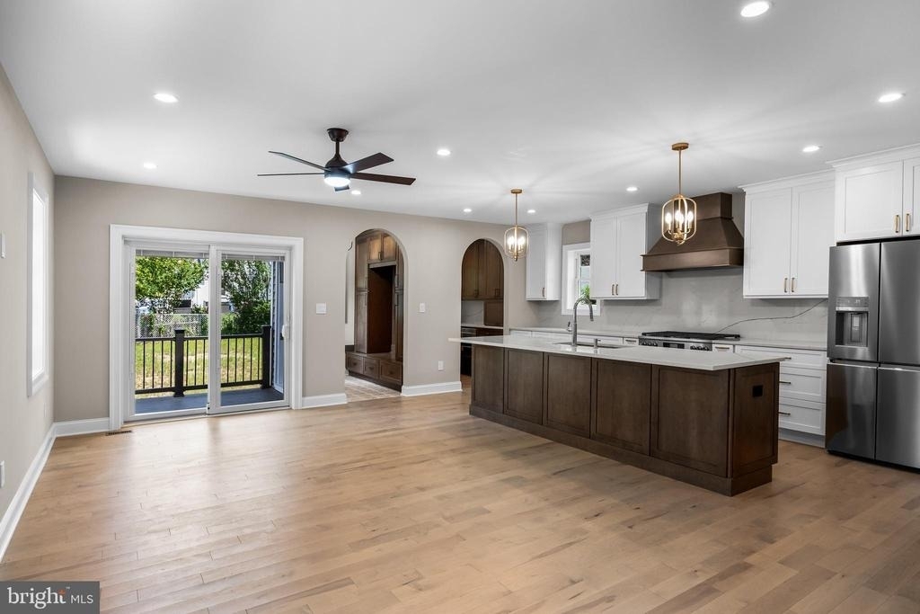 1833 W High Street - Photo 8