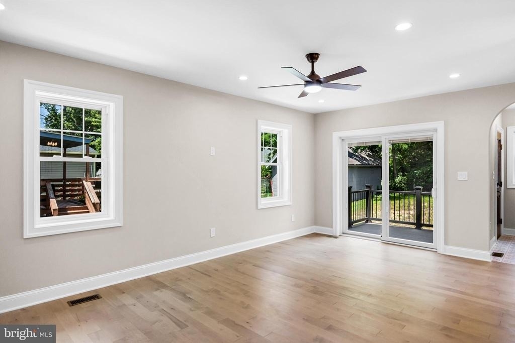 1833 W High Street - Photo 14