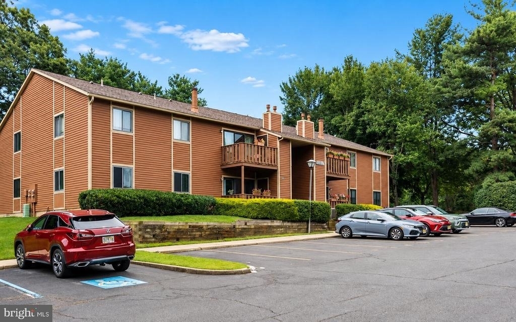 2305 Eagle Row - Photo 1