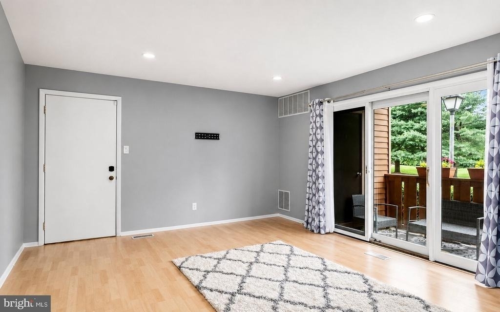 2305 Eagle Row - Photo 3
