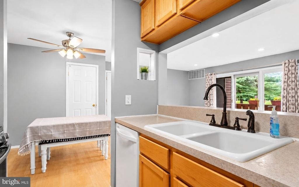 2305 Eagle Row - Photo 8
