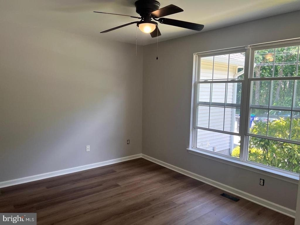 254 S Grand Street - Photo 5