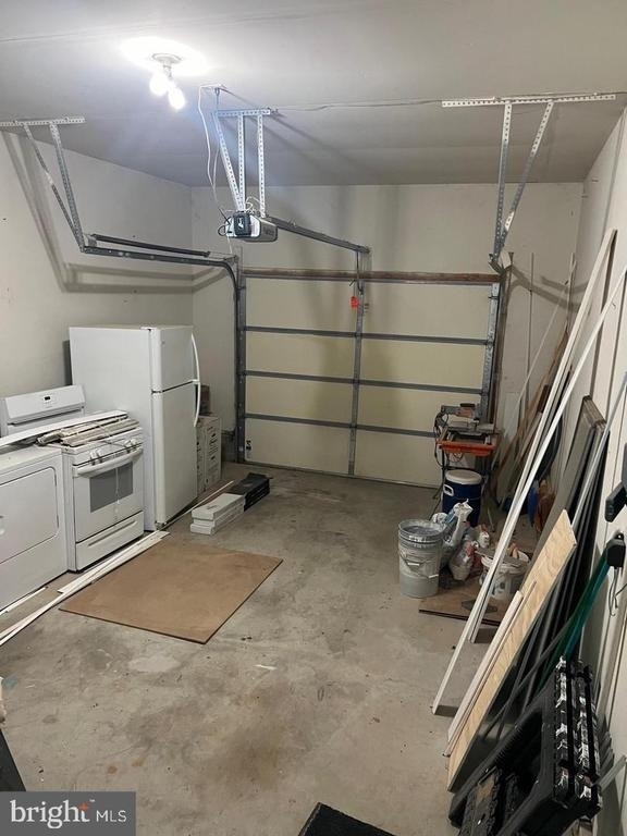 254 S Grand Street - Photo 9