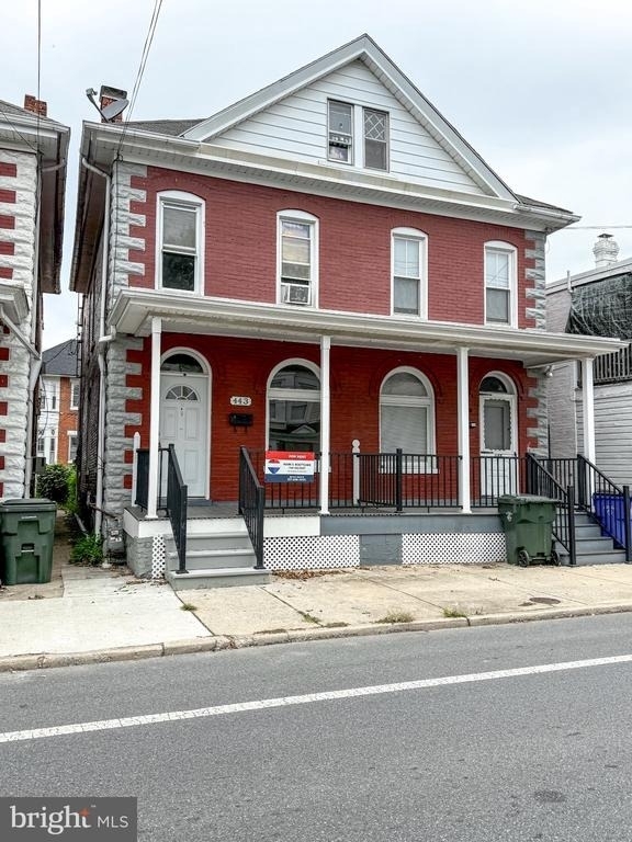 443 N Mulberry Street - Photo 1