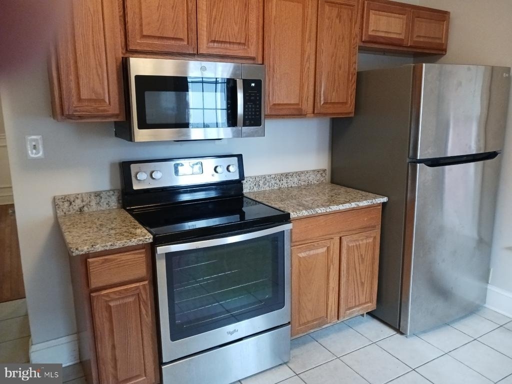 443 N Mulberry Street - Photo 1