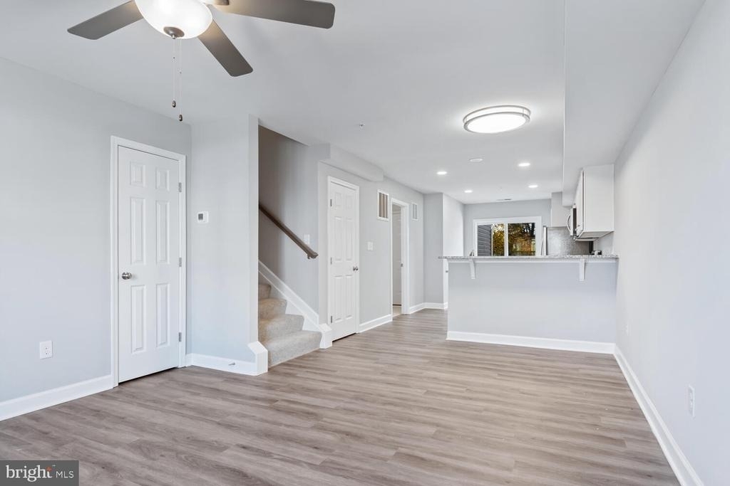 504 Wheatley Drive - Photo 4