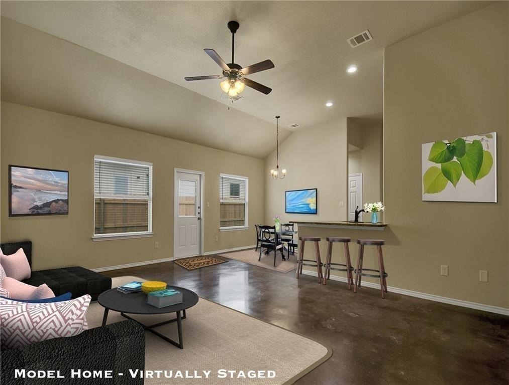 265 Joanne Loop - Photo 3