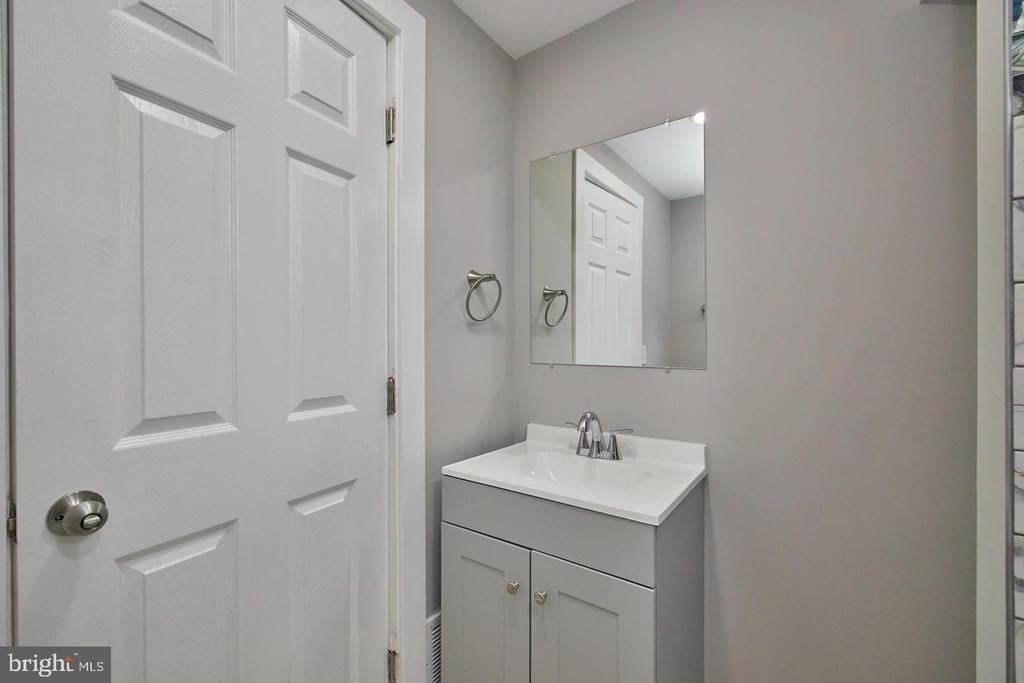 1516 Opus Avenue - Photo 7