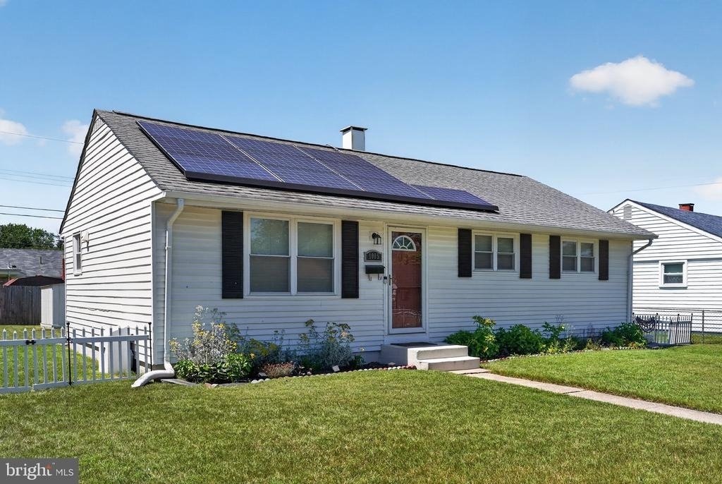 1005 7th Street - Photo 2