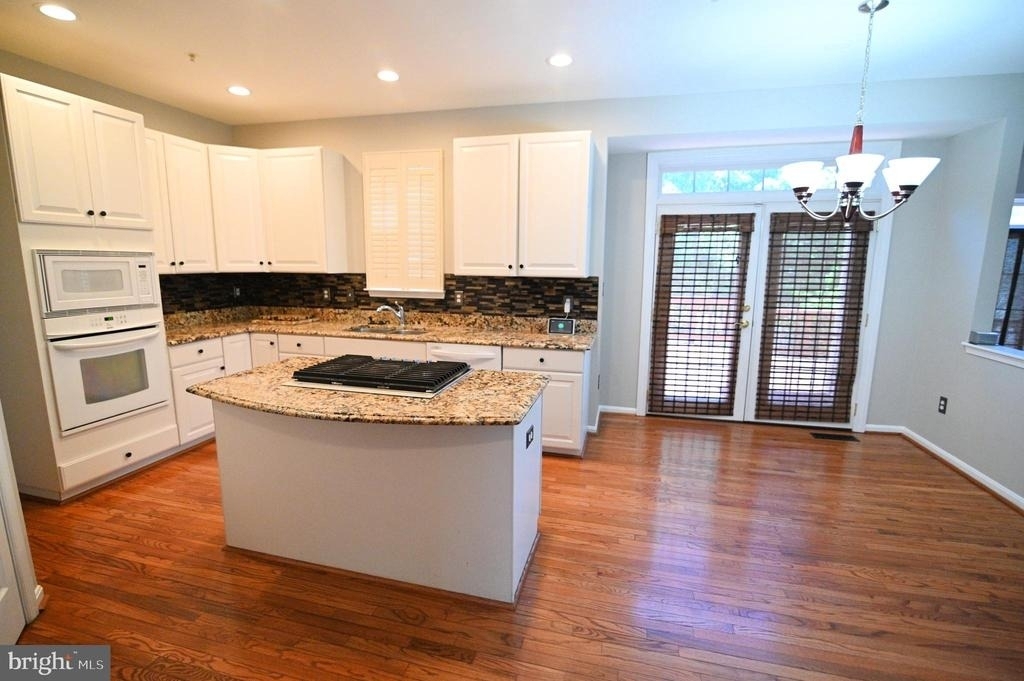 4502 Rockdale Lane - Photo 9