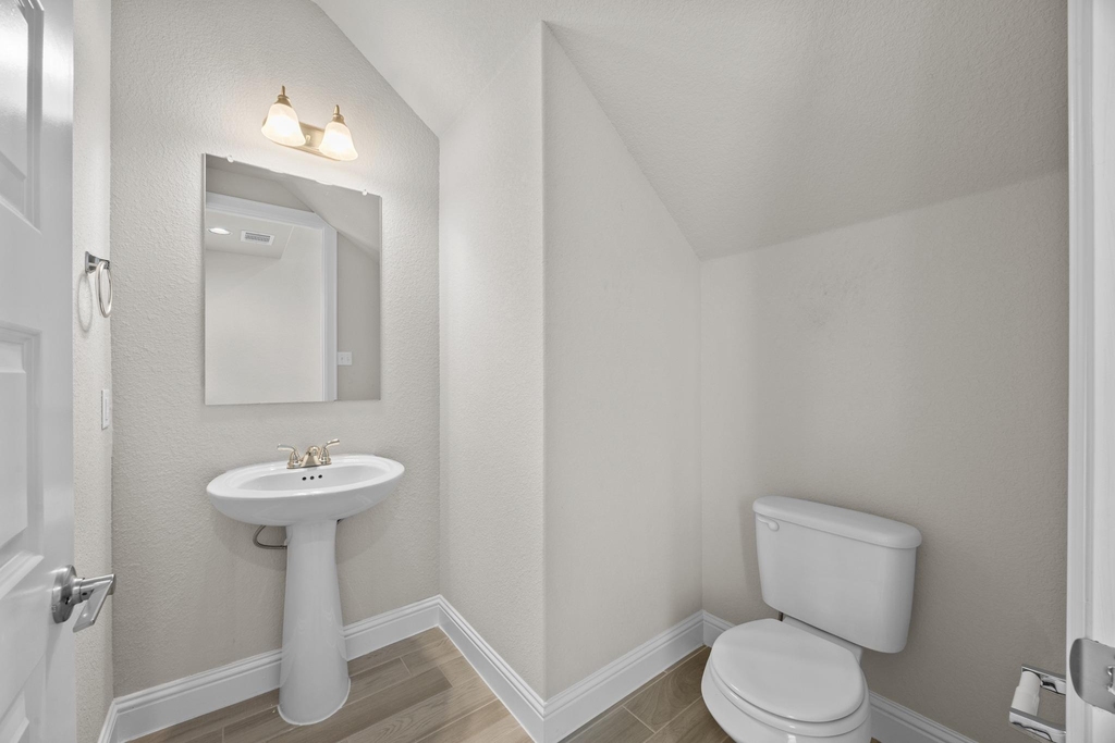 213 Graver St - Photo 17