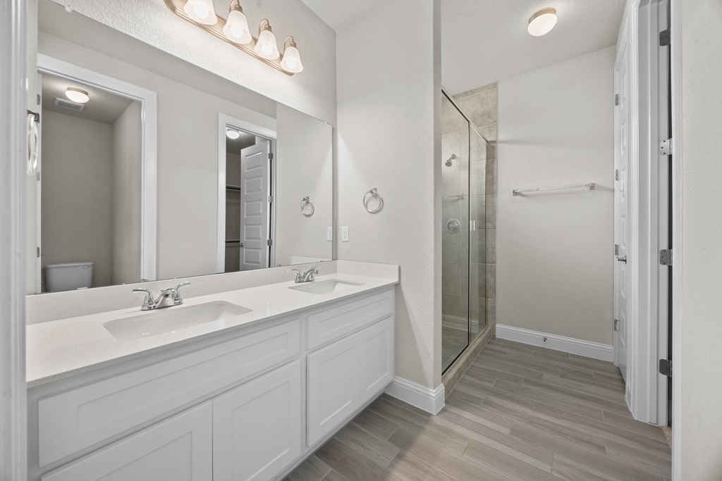 213 Graver St - Photo 12