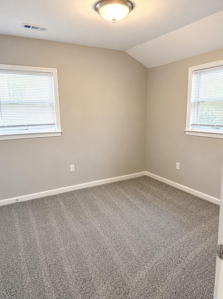 4631 Dowell Lane - Photo 10