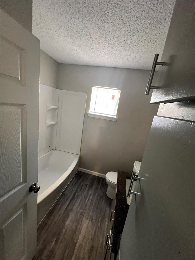 8902 Little Walnut Pkwy - Photo 17