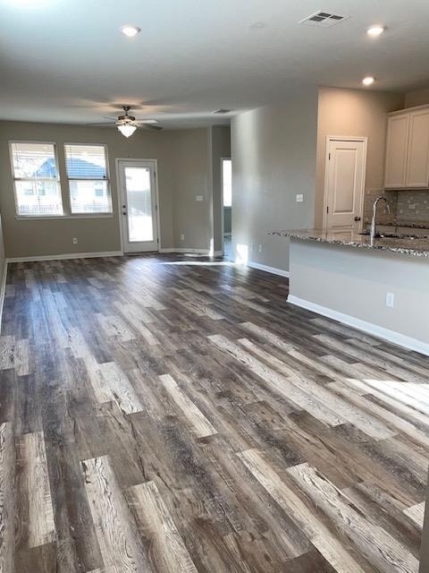220 Mcfarland St - Photo 1